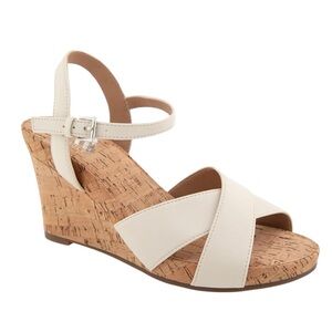 Aerosoles Women's Cork Wedge Sandal, Eggnog color, Size 7.5